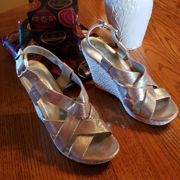 Jessica Simpson - Picture 3 of 3